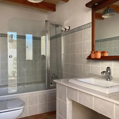 Сasa de vacaciones Casa Nuria Mit Terrasse By Interhome