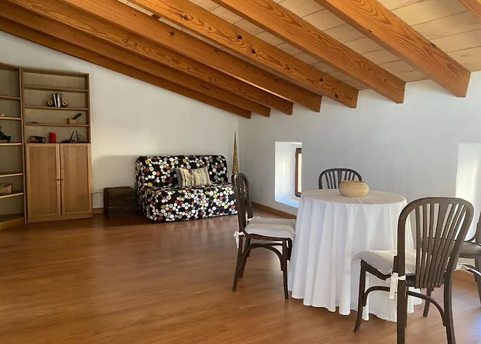 Сasa de vacaciones Casa Nuria Mit Terrasse By Interhome *